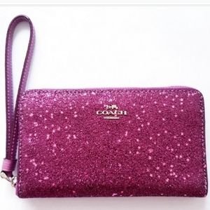 Coach F33703 Zip Around Wallet in FUCHSIA